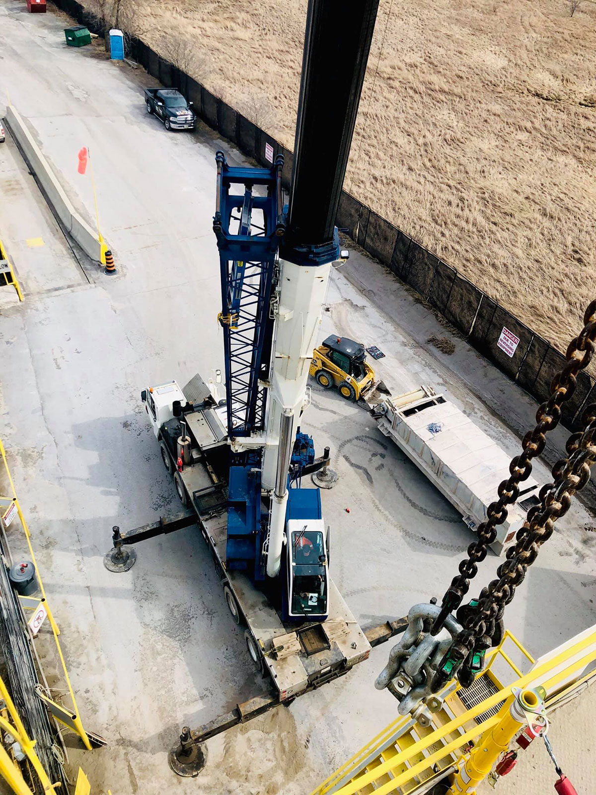 How do Cranes Get Put Up? | Elite Crane Rentals